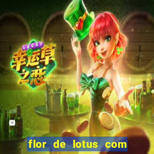 flor de lotus com lua tatuagem